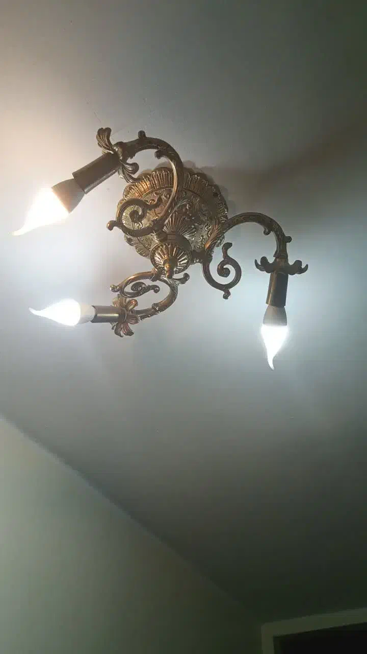 لوازم تزینی برنز|لوستر و چراغ آویز|ری, ملکآباد|دیوار