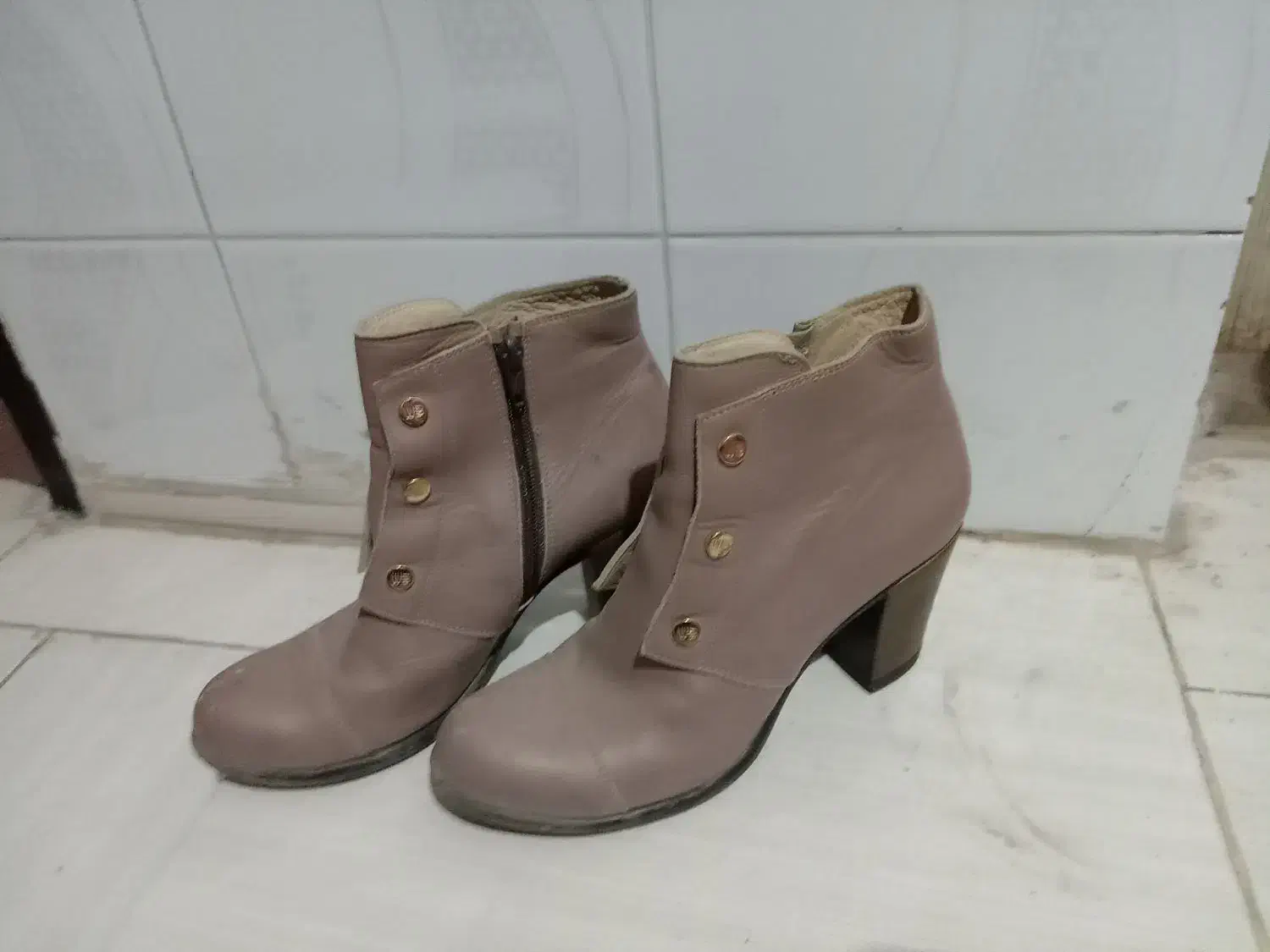 یه جفت بوت سایز37|کیف، کفش، کمربند|بیرجند, |دیوار