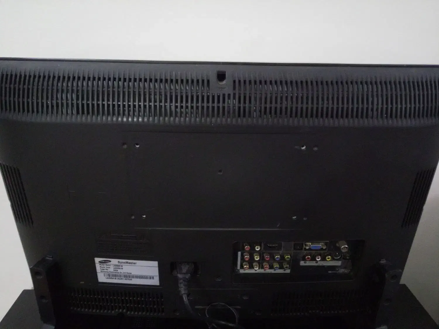 ال ای دی سامسونگ ۲۲ اینچ|تلویزیون و پروژکتور|تبریز, |دیوار