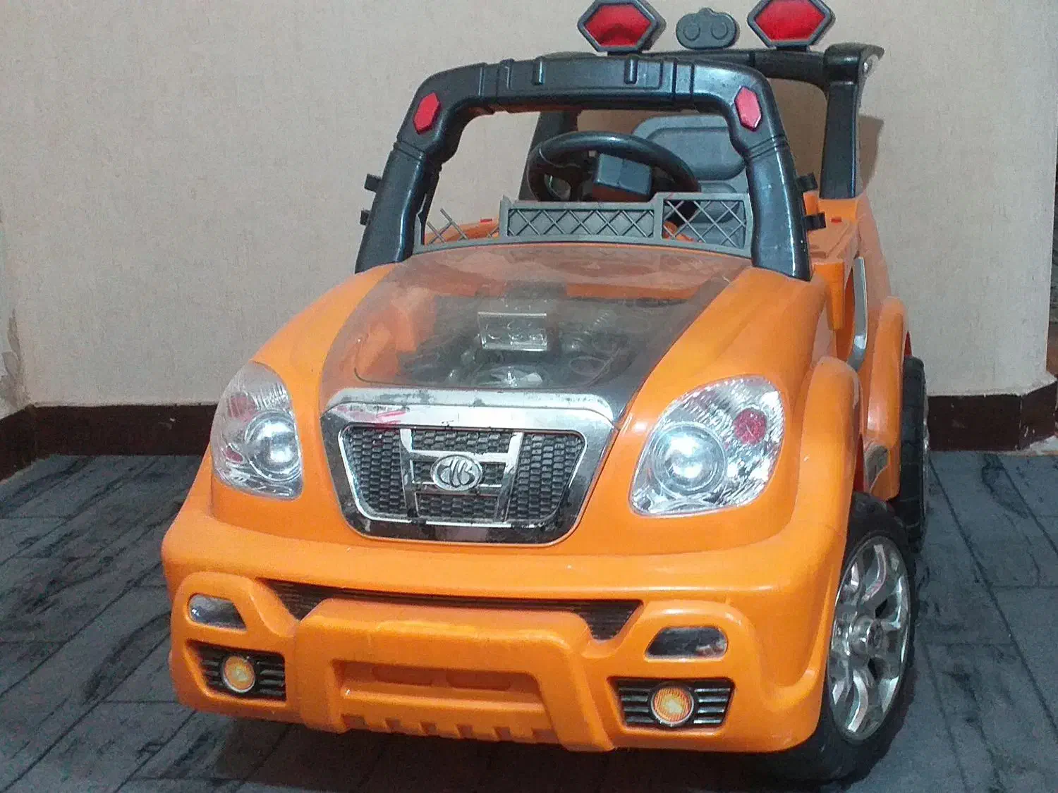 ماشین شارژی دو موتوره|اسباب‌‌بازی|اهواز, زیتون کارمندی|دیوار