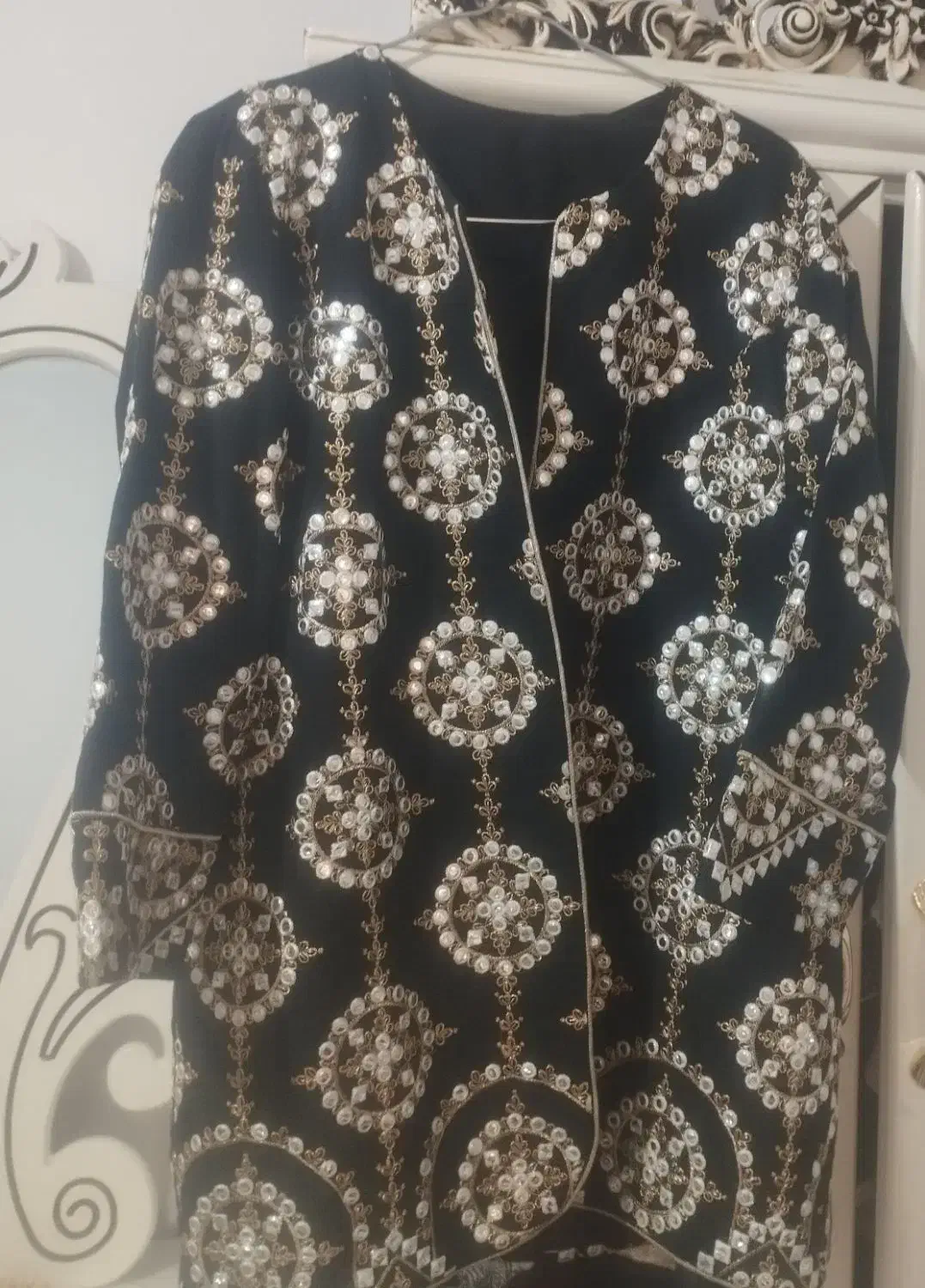 مانتو سوزن دوری  شیک|لباس|سبزوار, قائم|دیوار