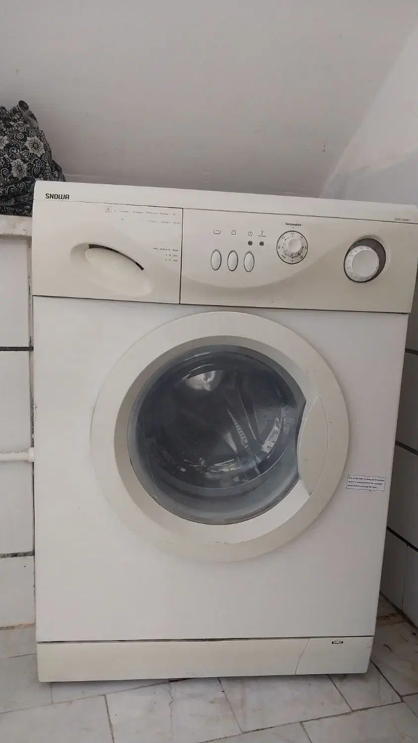 ماشین لباس شویی اسنوا|ماشین لباسشویی و خشک‌کن لباس|خمین, |دیوار