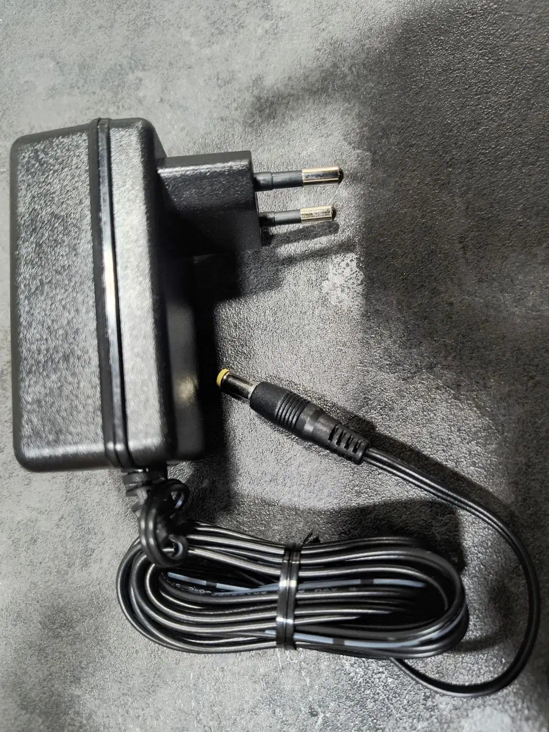 آدابتور|مودم و تجهیزات شبکه|تهران, میدان ولیعصر|دیوار