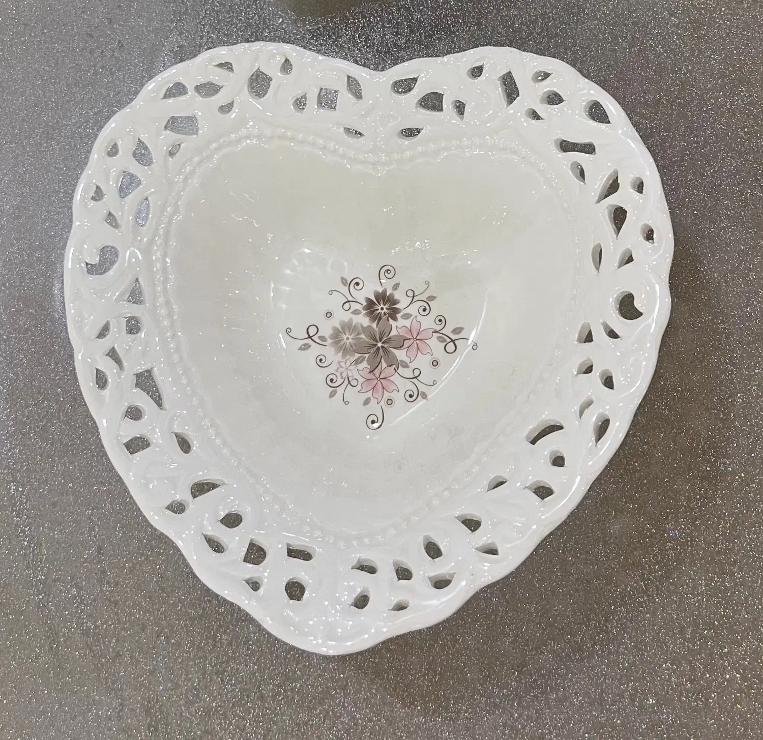 ظرف شکلات یا آجیل|ظروف سرو و پذیرایی|بندر انزلی, اطبا|دیوار