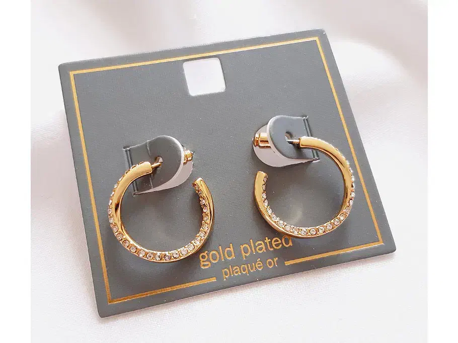 گوشواره نیم حلقه ای نگینی با روکش طلا لوکس|بدلیجات|سنندج, |دیوار