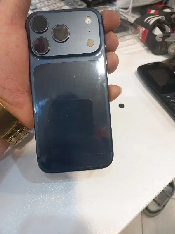 ایفون17pro|موبایل|قم, سراجه (۱۵ خرداد)|دیوار