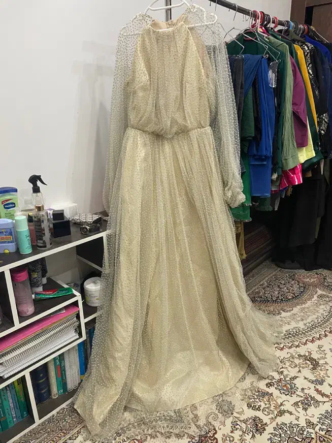 لباس مجلسی|لباس|گنبد کاووس, |دیوار