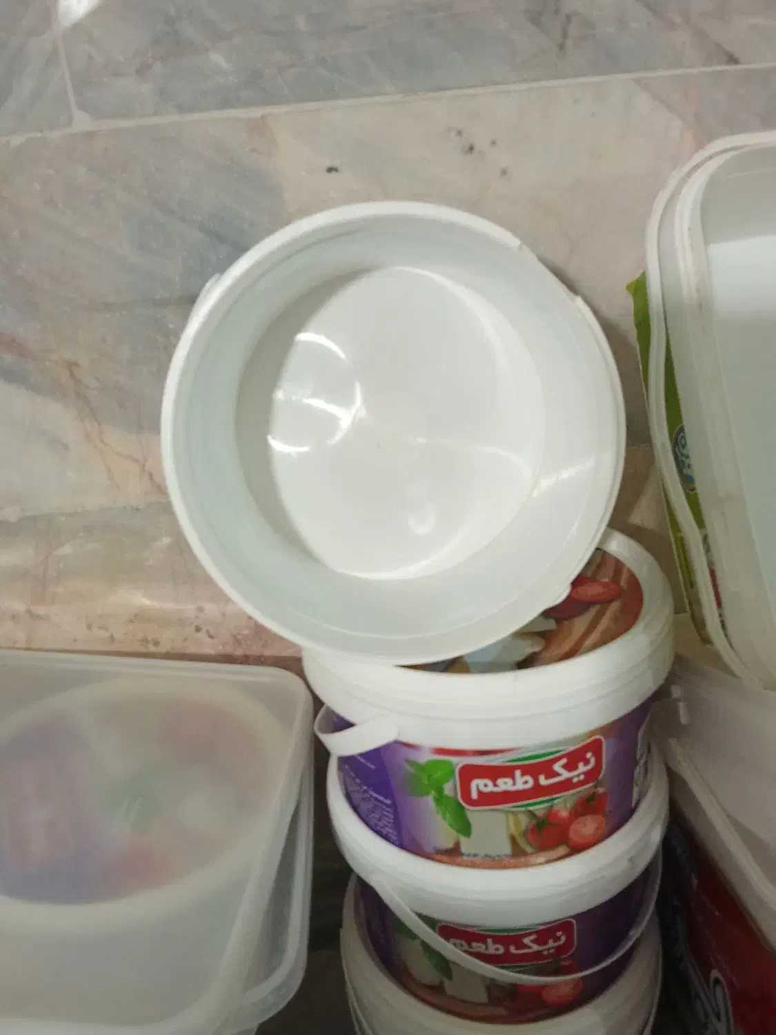 سطل|ظروف نگهدارنده، پلاستیکی، یک‌بارمصرف|سنندج, |دیوار