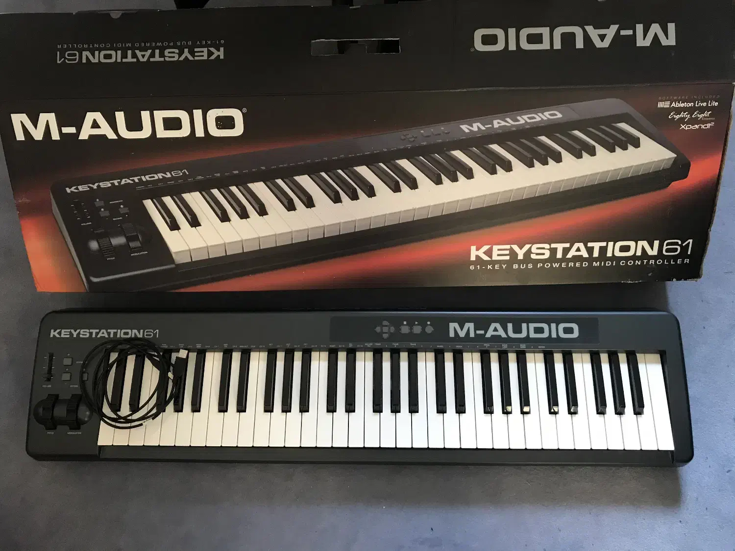 میدی کنترلر ام ادیو61|پیانو، کیبورد، آکاردئون|تهران, افسریه جنوبی|دیوار