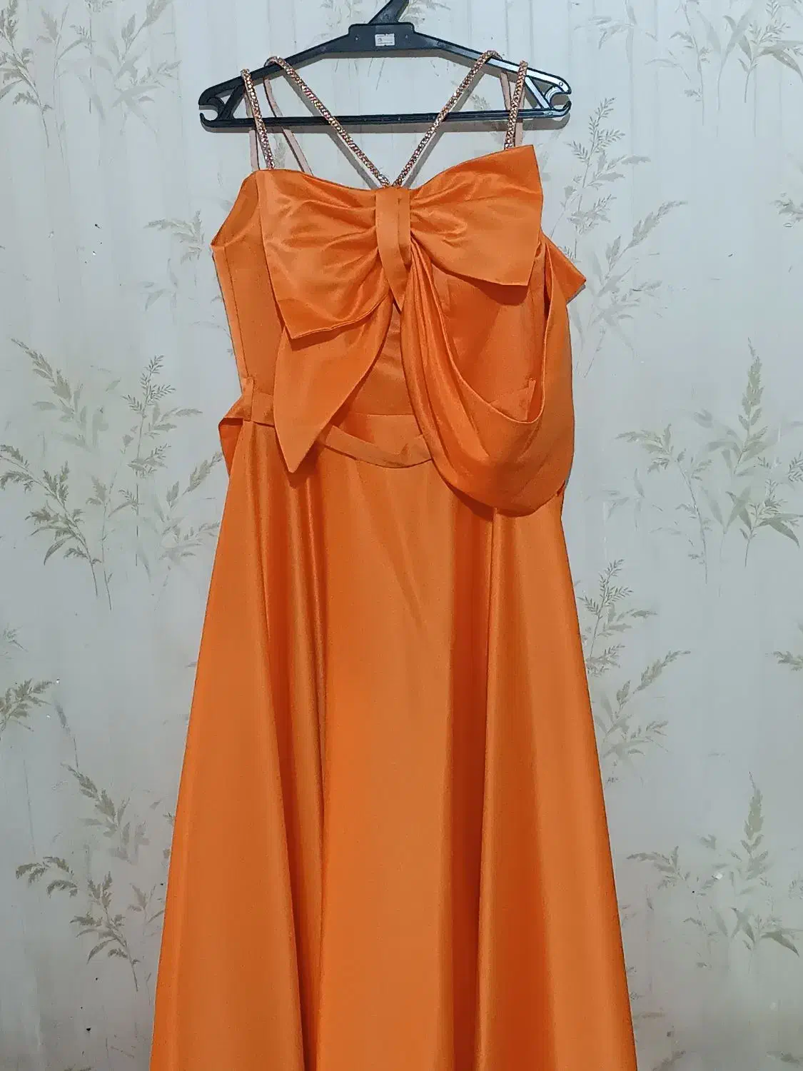 فروش لباس تقریبا نو قیمت مناسب|لباس|خرم‌آباد, |دیوار