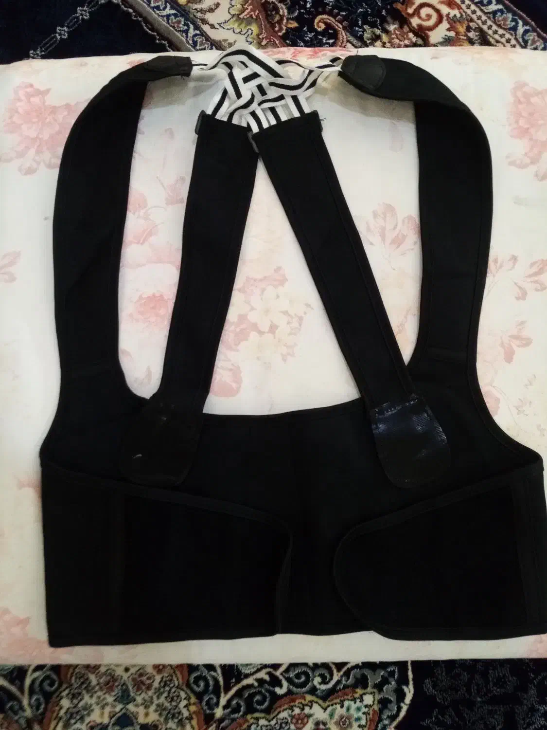 قوز بند|آرایشی، بهداشتی، درمانی|صومعهسرا, |دیوار