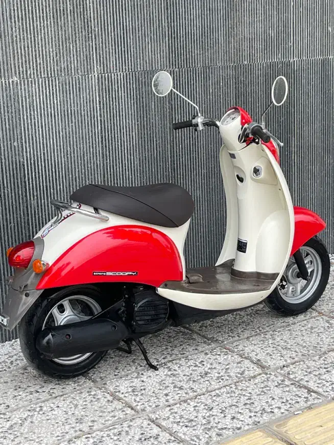 پاکشتی هوندا اسکوپی چهار زمانه رادیاتور دار|موتورسیکلت|شیراز, کاراندیش|دیوار