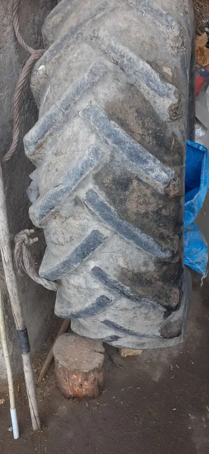 لاستیک تراکتور۳۹۹|قطعات یدکی و لوازم جانبی|نهاوند, |دیوار