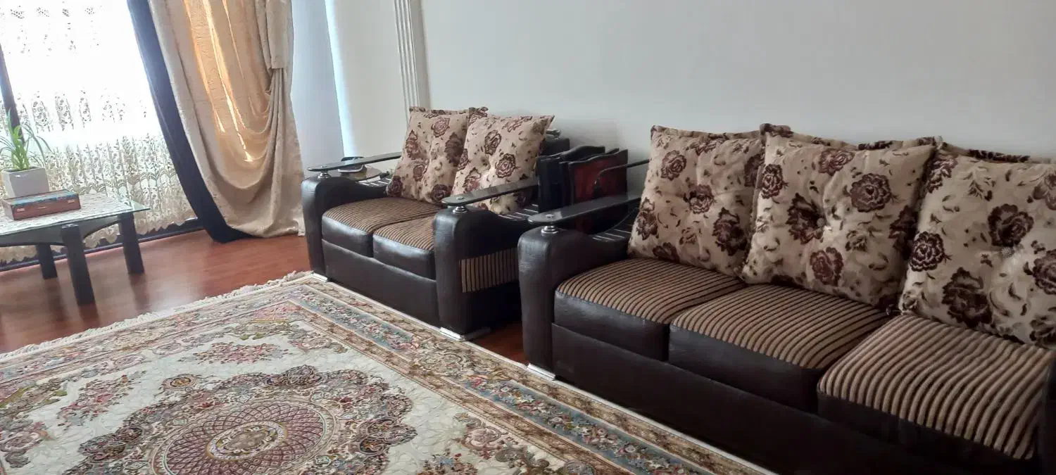 مبل چرم راحتی شرکتی سالم|مبلمان خانگی و میز عسلی|قدس, شهر‌قدس|دیوار