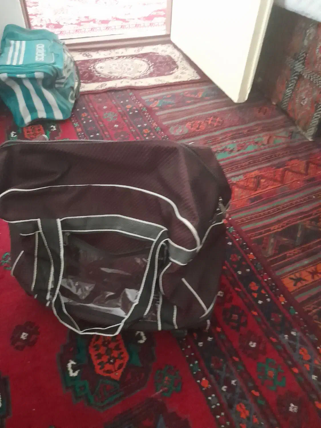 کیف مسافرتی بزرگ|کیف، کفش، کمربند|قوچان, |دیوار