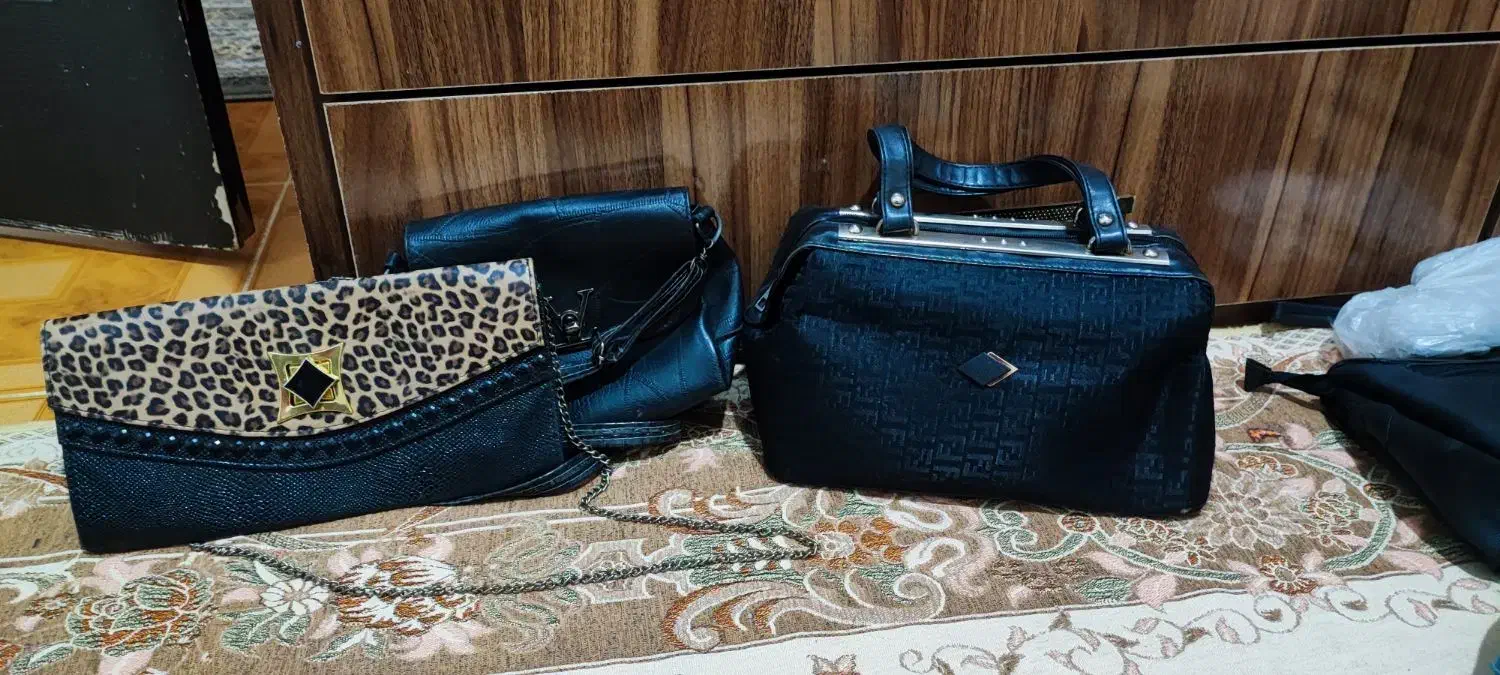 کیف|کیف، کفش، کمربند|بروجرد, |دیوار