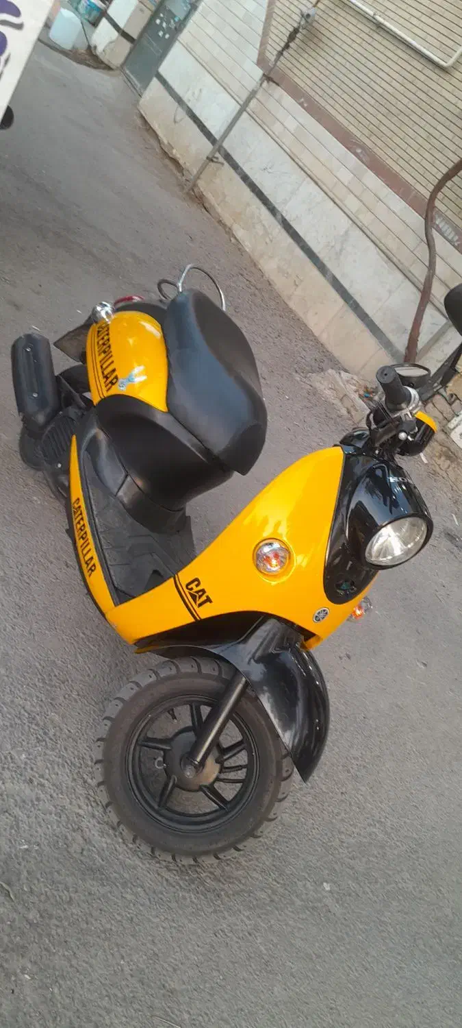 موتور وینو یاماها ژاپن|موتورسیکلت|شیراز, کفترک|دیوار