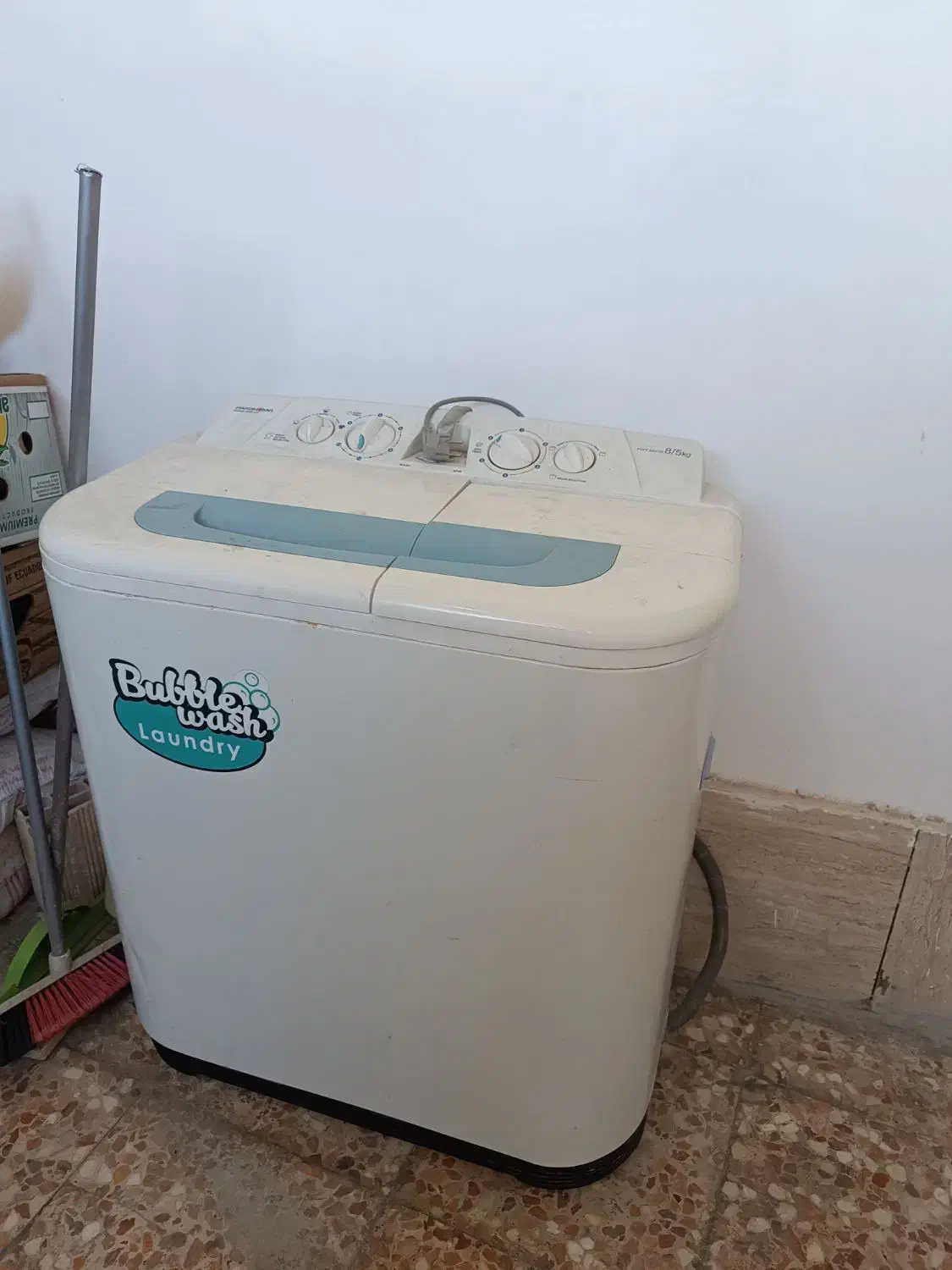 کهنه شور|ماشین لباسشویی و خشککن لباس|رشت, حمیدیان|دیوار