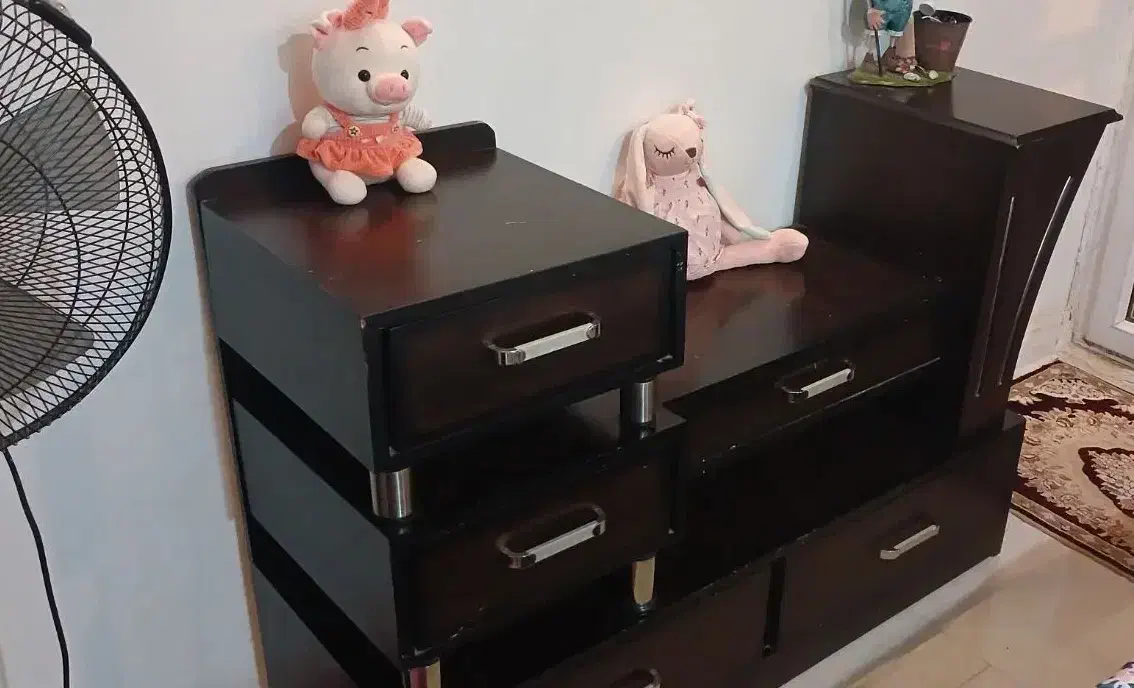 دراور و کمد|جاکفشی، کمد، دراور|گلبهار, نوبهار|دیوار