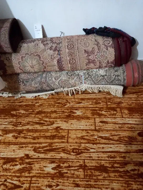 فرش|فرش|گلوگاه, |دیوار