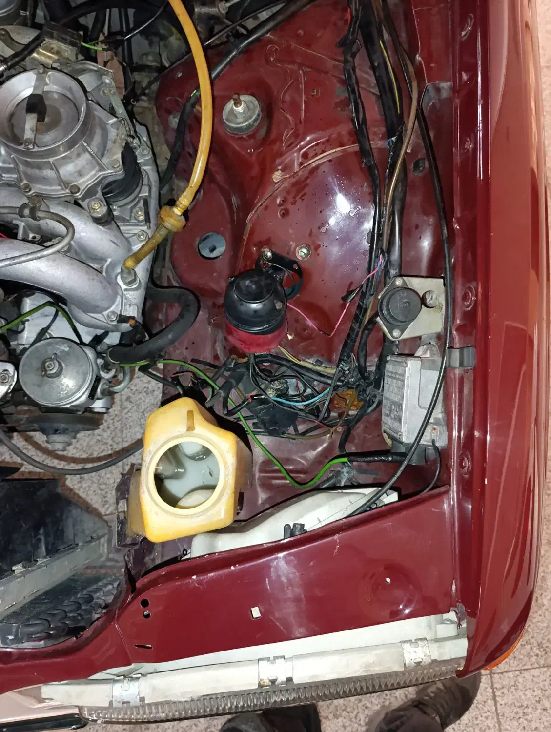 بنز دانشجویی مدلE230 سال۱۹۸۳|خودرو کلاسیک|تهران, یوسف‌آباد|دیوار