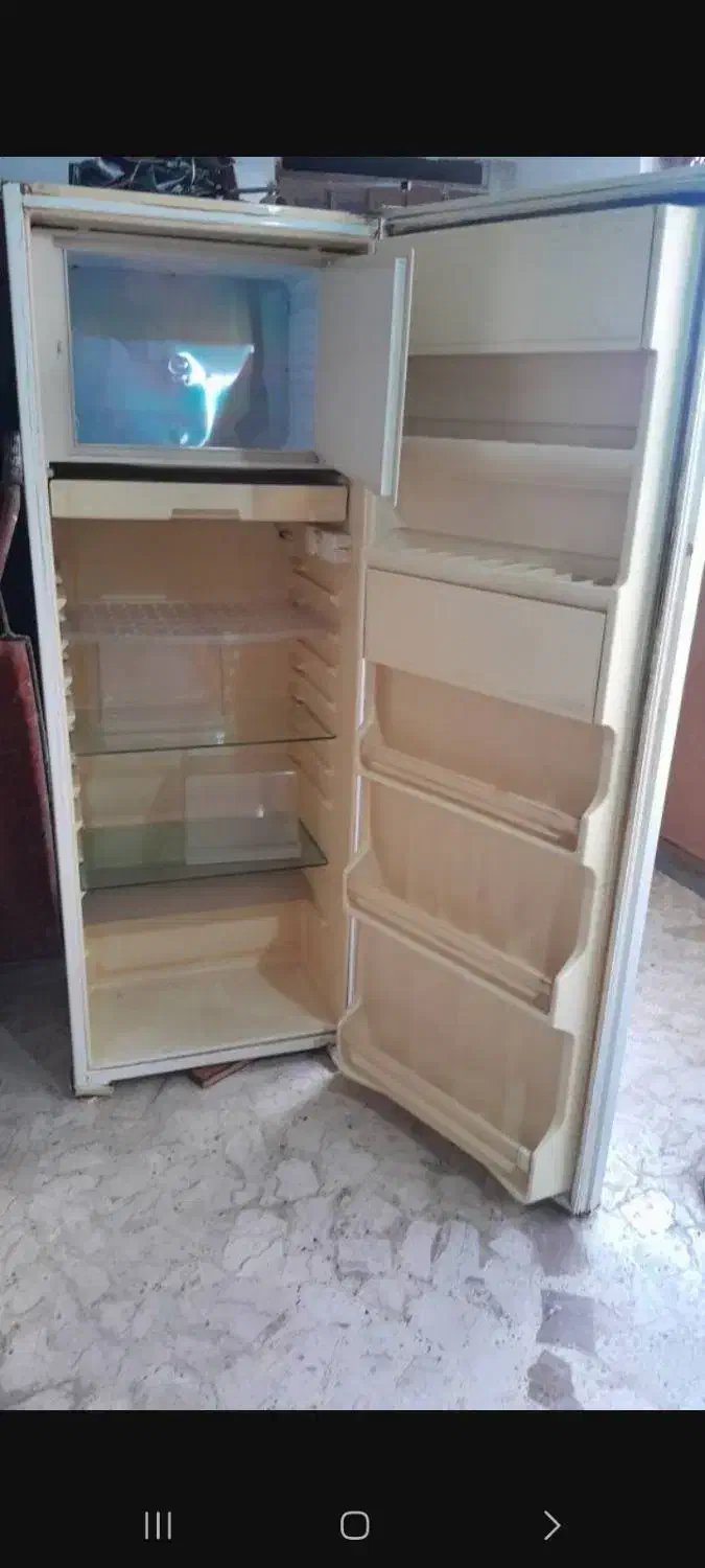 یخچال قدیمی|یخچال و فریزر|رشت, باهنر|دیوار
