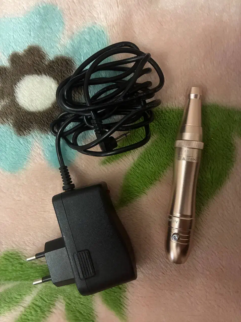 دستگاه تتو صورت adjustable پیچی رزگلد|آرایشگاه و سالنهای زیبایی|اندیشه, اندیشه فاز ۱|دیوار