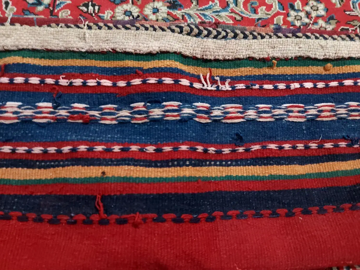 گلیم دستباف قدیمی|گلیم، جاجیم، گبه|کرمان, |دیوار