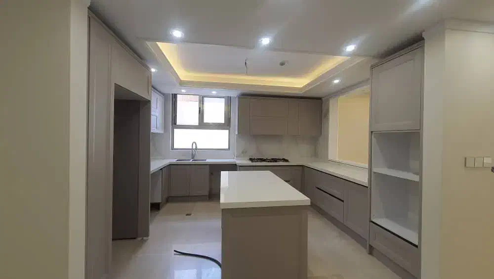 قیطریه/۲۴۰متر۳خ/۳پارکینگ سندی|اجارهٔ آپارتمان|تهران, قیطریه|دیوار