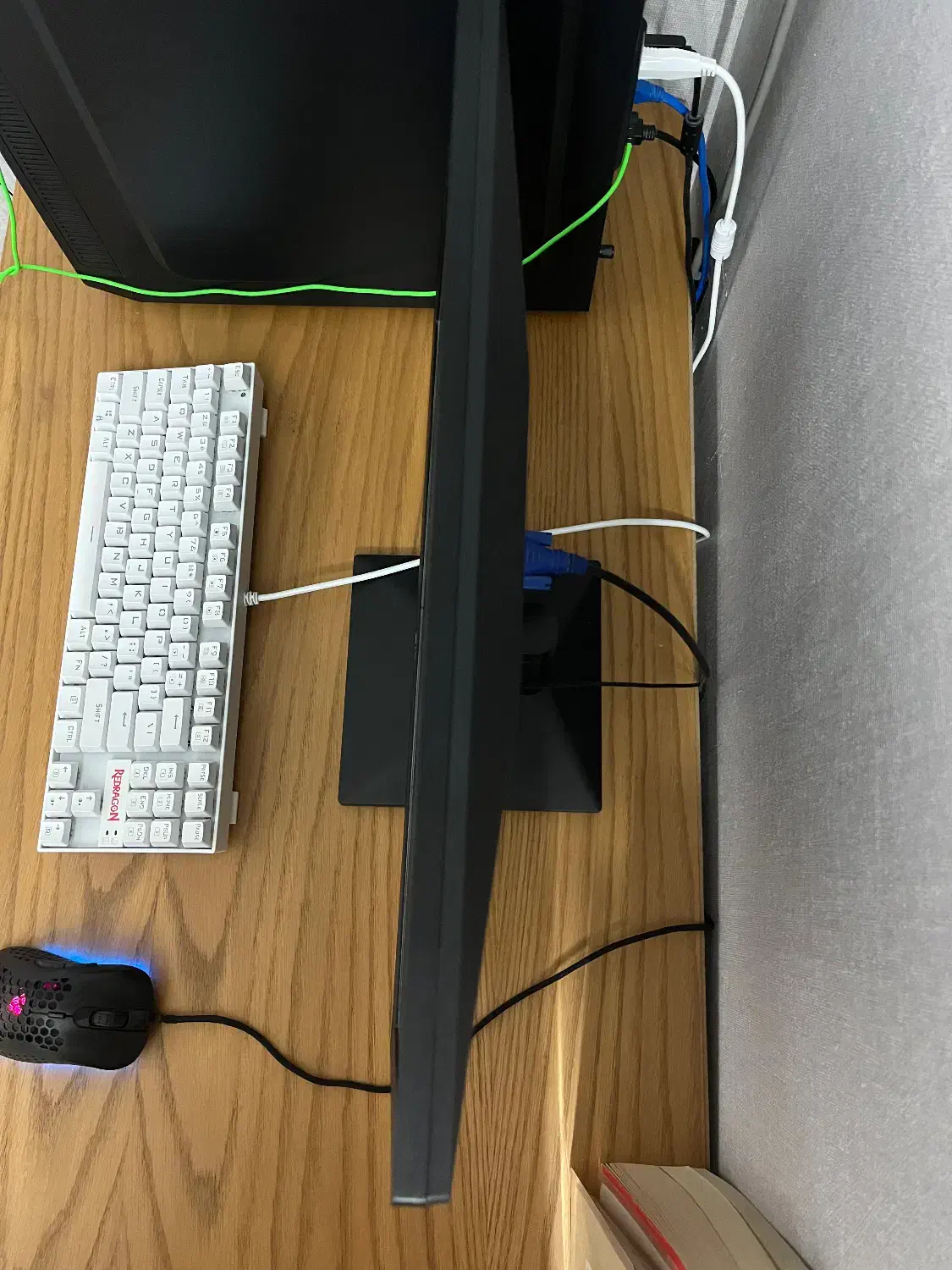 مانیتور ۲۰ اینچ ال جی FullHD|قطعات و لوازم جانبی رایانه|بجنورد, |دیوار