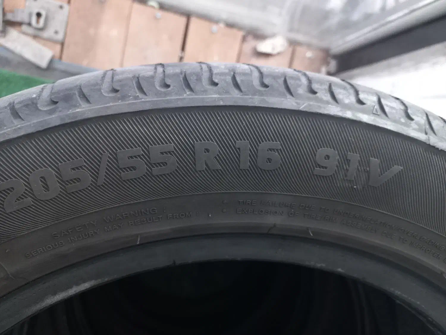 لاستیک کویر سایز ۲۰۵ ۵۵ ۱۶|قطعات یدکی و لوازم جانبی|رشت, دیلمان|دیوار