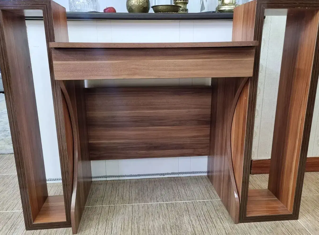 میز تحریر|میز تحریر و کامپیوتر|اسلام‌شهر, شهرک واوان|دیوار