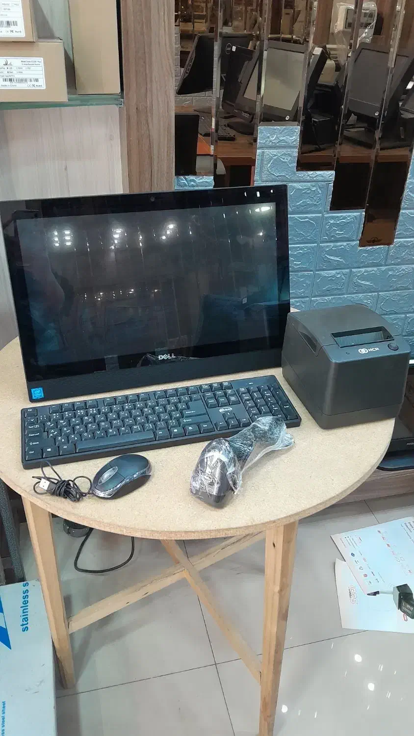 صندوق فروشگاهی با بارکدخوان و فیش پرینتر|فروشگاه و مغازه|ابهر, |دیوار