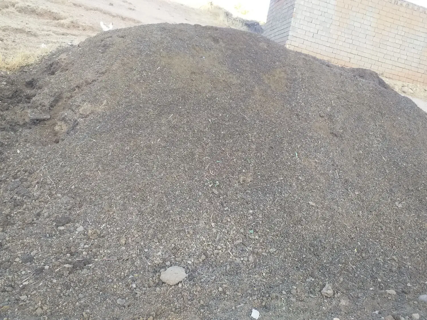 کود حیوانی کوهنه پهن|خدمات باغبانی و درختکاری|سنندج, |دیوار