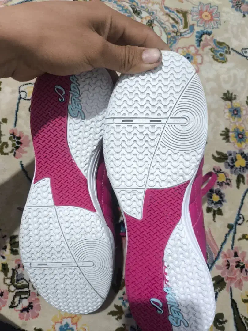 کفش فوتسال اورجینال|کیف، کفش، کمربند|پیشوا, |دیوار