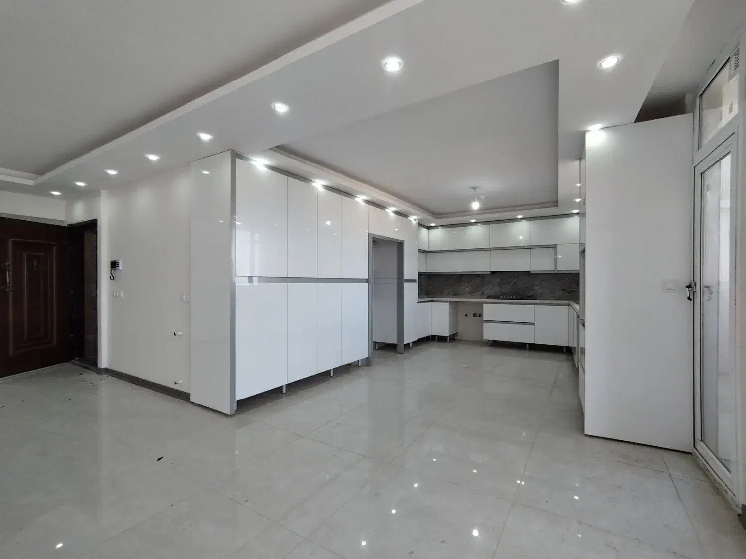 تک واحدی خیام|فروش آپارتمان|شاهین‌شهر, خانه کارگر|دیوار