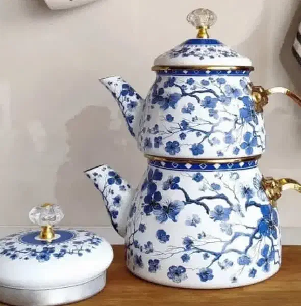 شاهکار ترکیه کتری قوری لعابی ، بسیار شیک|قوری، کتری، قهوه‌ساز دستی|یزد, |دیوار