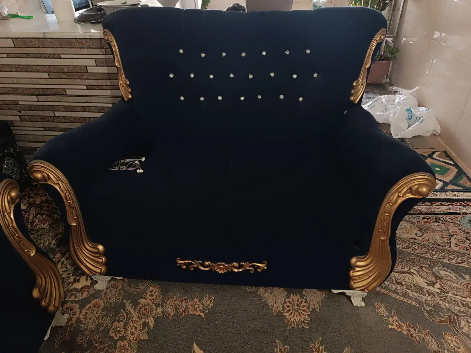 مبل|مبلمان خانگی و میز عسلی|نیشابور, دارایی|دیوار