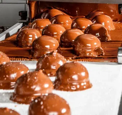 استخدام کارگرساده (شکلات ) جای خواب ، سرویس ، غذا|استخدام صنعتی، فنی، مهندسی|تهران, باشگاه نفت|دیوار