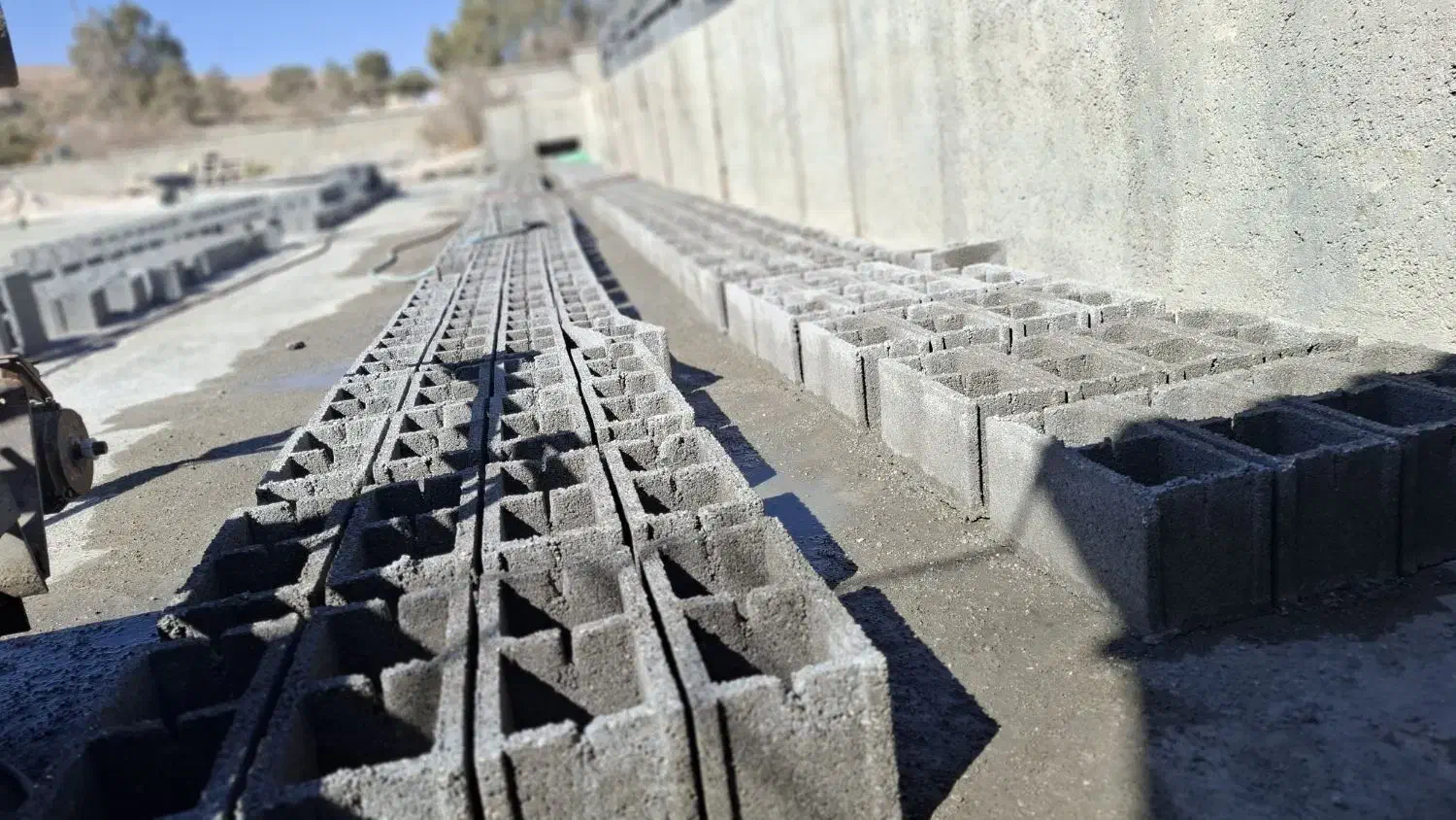 فروش بلوک دیواری و لیکا|مصالح و تجهیزات ساختمان|شیراز, محمدیه|دیوار