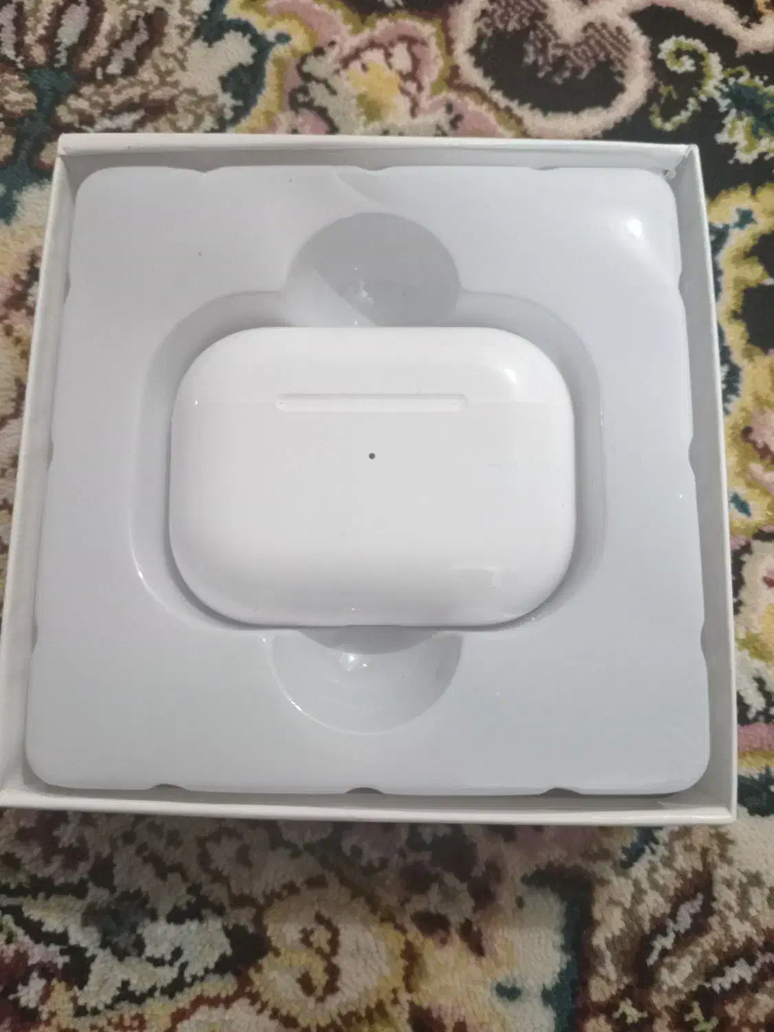 ۳۰۰ هزار تومان ایرپاد سالم وصحیح|لوازم جانبی موبایل و تبلت|بندر گناوه, |دیوار