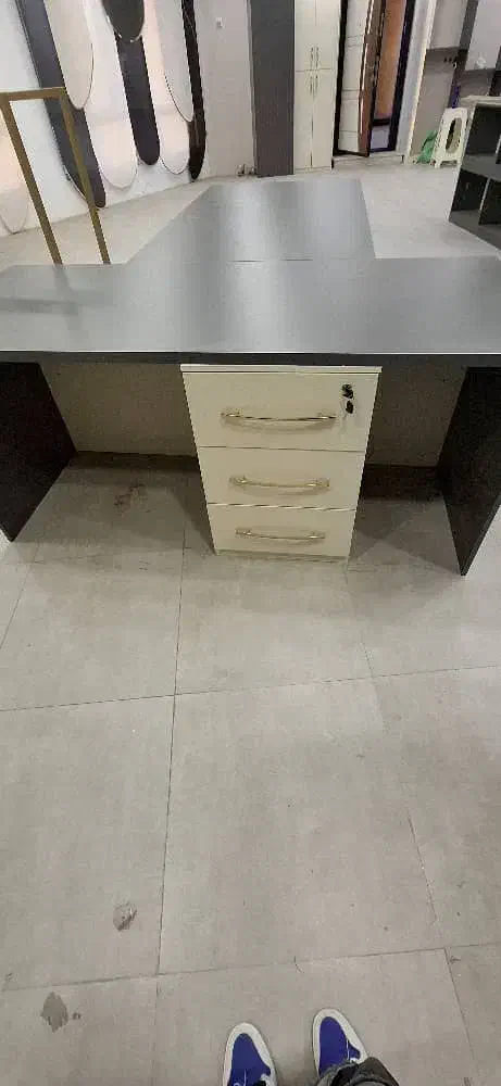 میز کنفرانس و میز اداری|مبلمان اداری|کرج, کمال‌شهر|دیوار