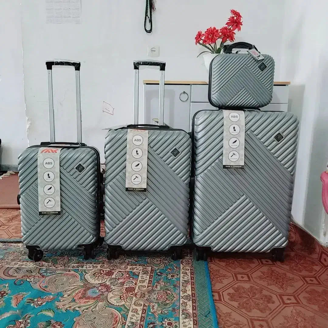 چمدان فایبر گلاس نو مستقیم از کارخانه|کیف، کفش، کمربند|پاکدشت, خاتون آباد|دیوار