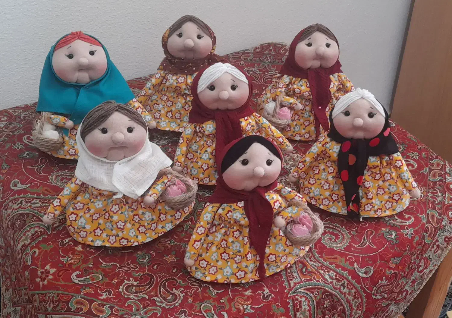 ننجون و لی لی پوت|فعالیت داوطلبانه|آباده, |دیوار