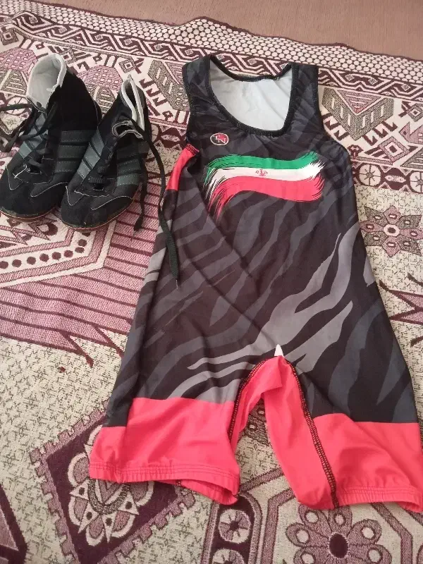 کفش گوشتی ودوبند|تجهیزات ورزشی|اردبیل, |دیوار