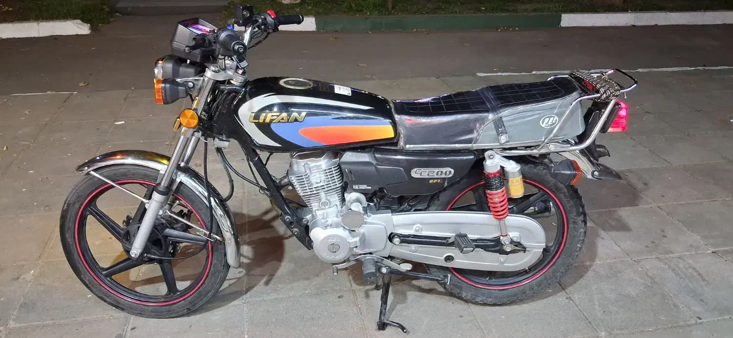 هندا ۲۰۰ لیفان|موتورسیکلت|رشت, آب و برق|دیوار