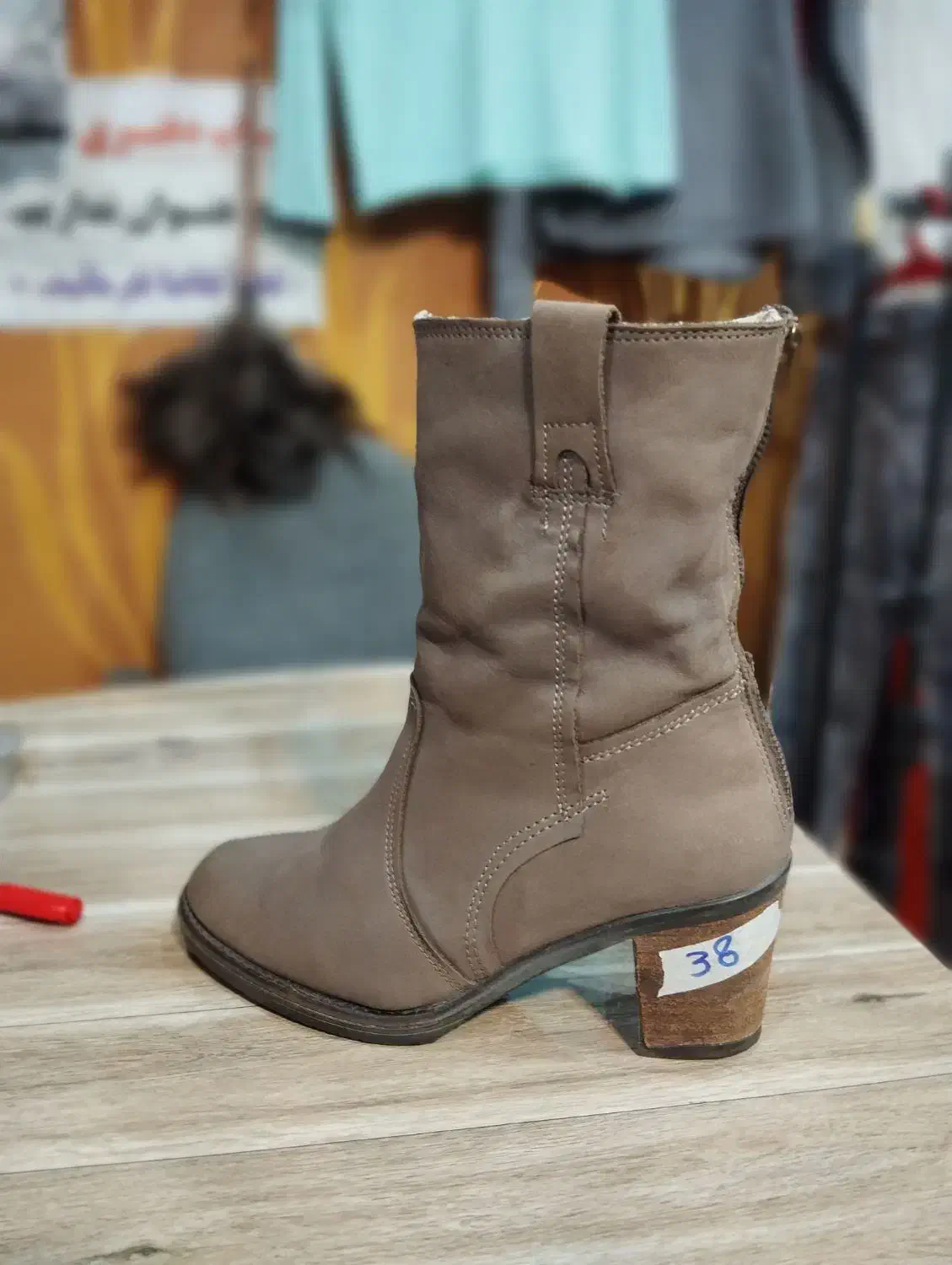 چکمه وارداتی اورجینال|کیف، کفش، کمربند|کاشمر, |دیوار