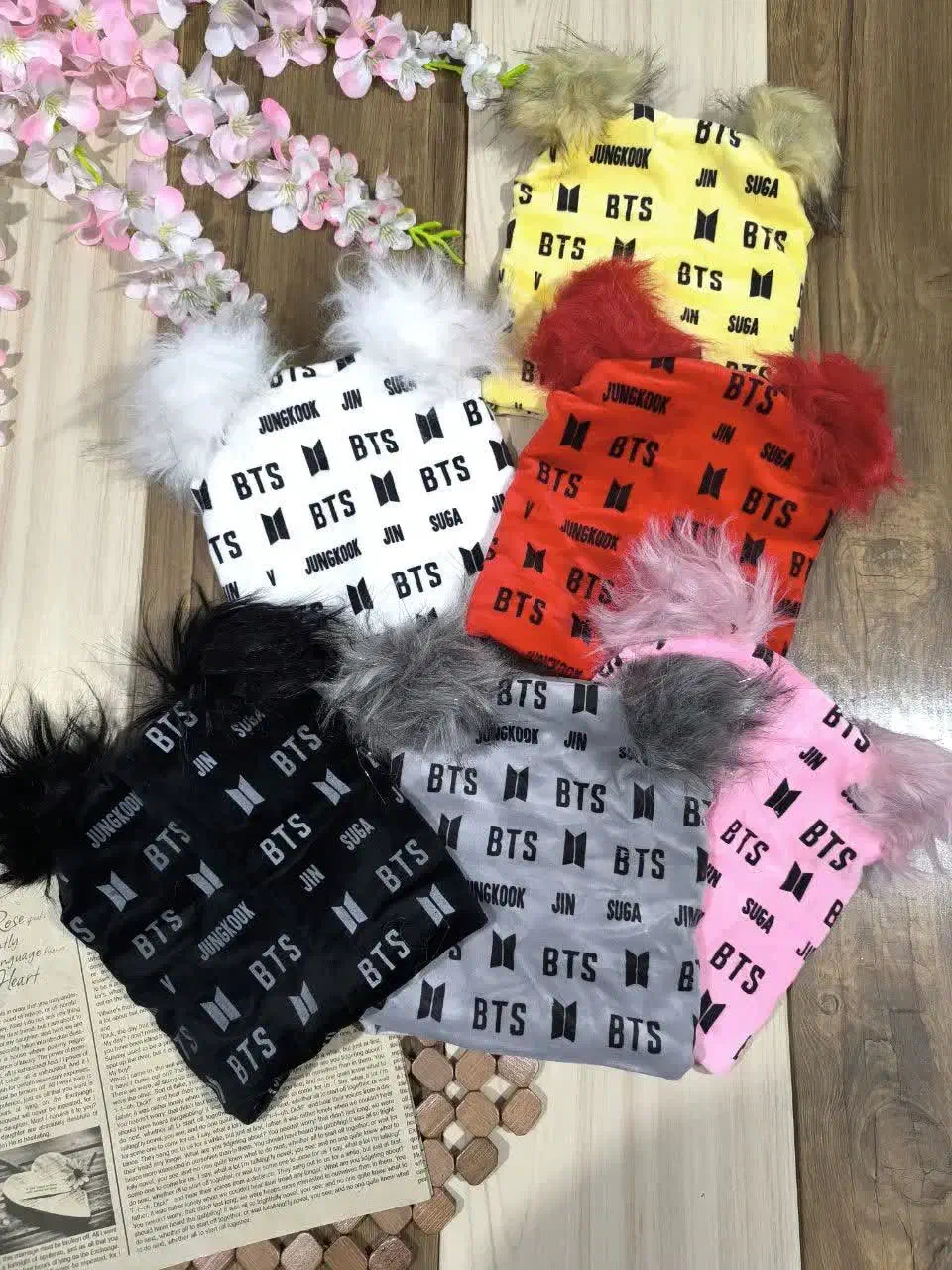 مرد عنکبوت ی|اسباببازی|درمیان, |دیوار