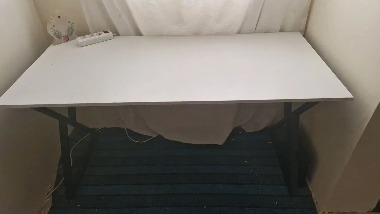 میز کامپیوتر کاملا نو خیلی تمیز|میز تحریر و کامپیوتر|مشهد, رستگار|دیوار