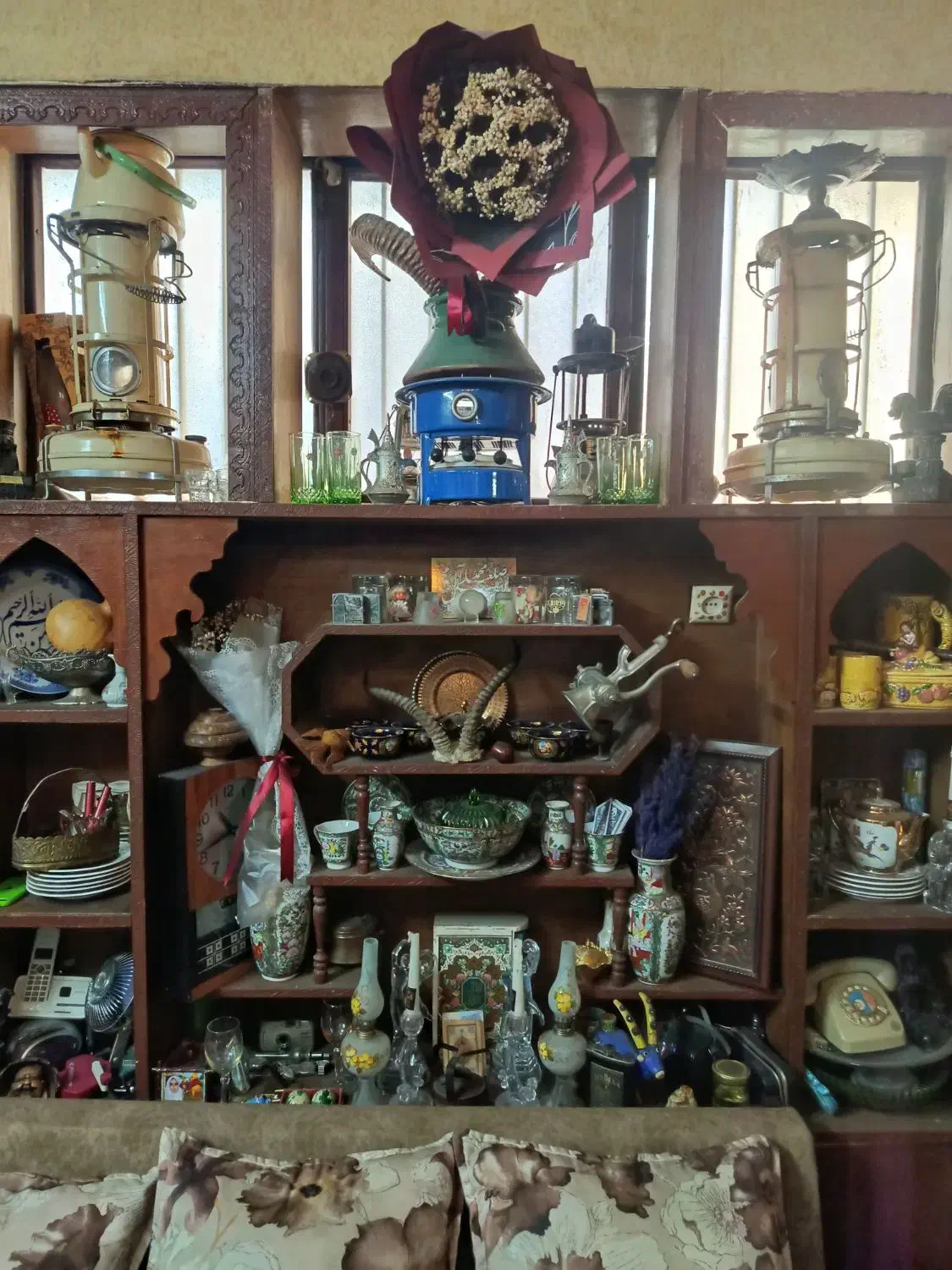 اجناس قدیمی|کلکسیون اشیاء عتیقه|اصفهان, مسجد مصلی|دیوار